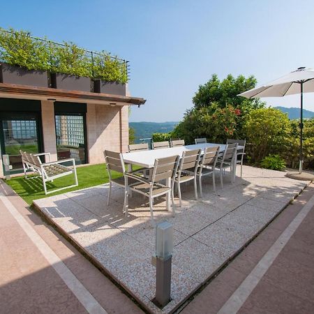 Villa Livia Luxury Roe Exterior photo